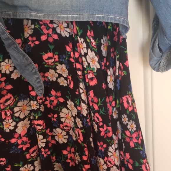 Floral Dress w/ Chambray Top - Picture 2 of 6